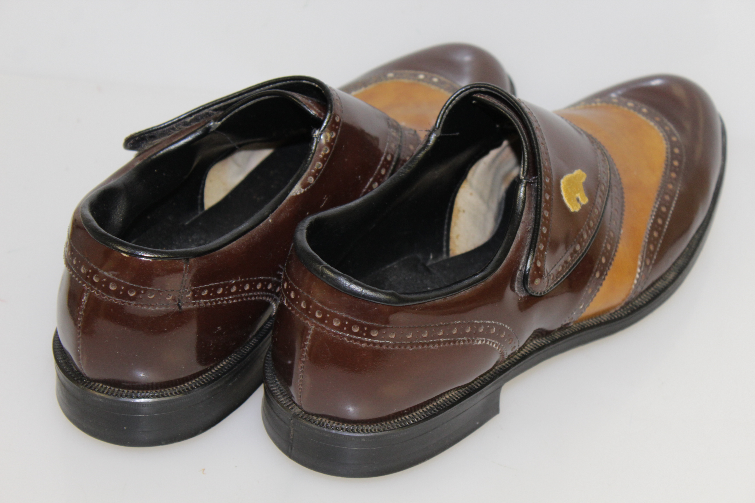 Lot Detail - Jack Nicklaus Golden Bear Leather Vintage Golf Shoes ...