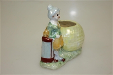 Porcelain Lady Golfer with Mesh Golf Ball Pin Cushion