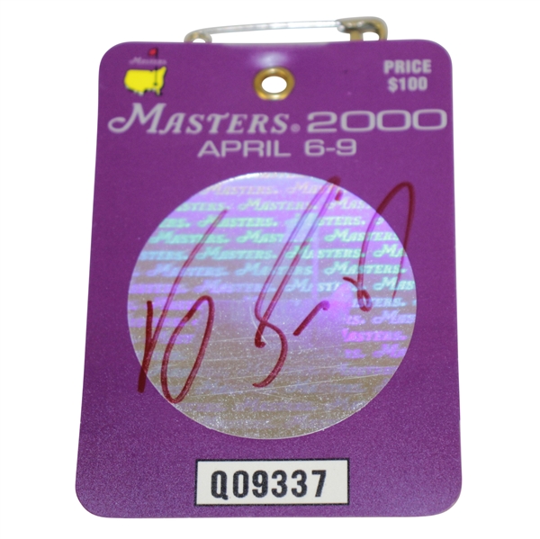 Vijay Singh Signed 2000 Masters Tournament Badge #Q09337 JSA ALOA