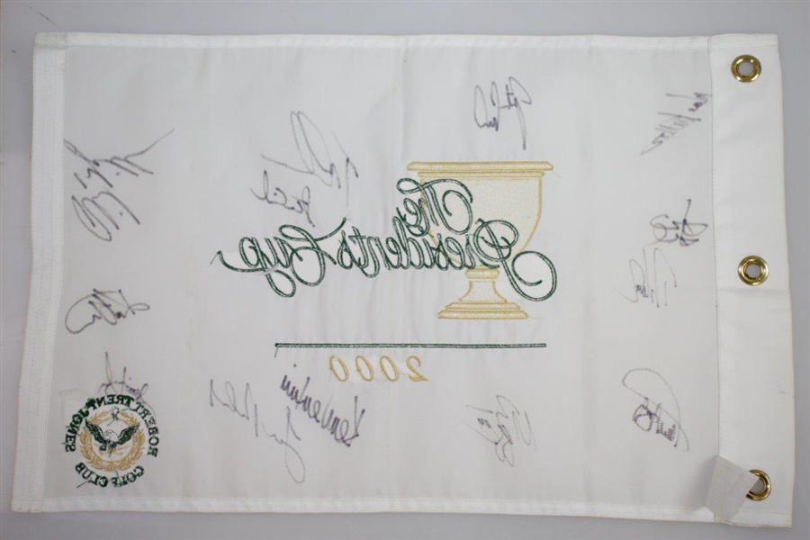 2000 The President's Cup US Team Signed Embroidered White Flag JSA ALOA