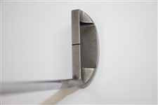 The Stinger Wilson Putter 