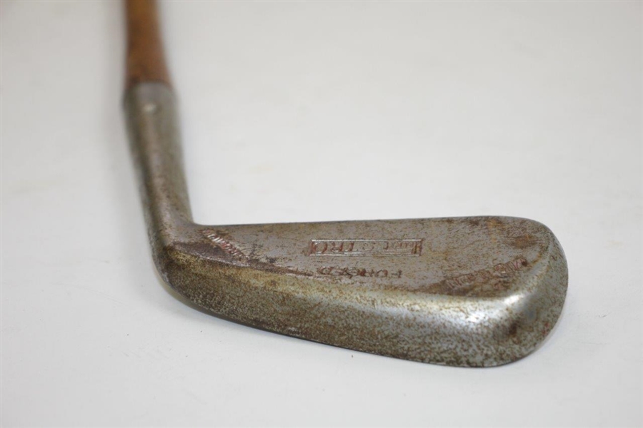 Indestro Chromium Head Forged 2 Mid-Iron with Shaft Sticker