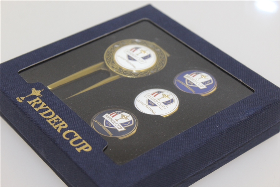 Ryder Cup Divot Repair Tool w/ Magnetic Ball Marker - Four Interchangeable Ball Markers