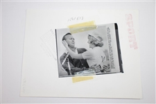 Arnold Palmer 1966 Wire Photo After Receiving Victory Kiss from Los Angeles Open Queen