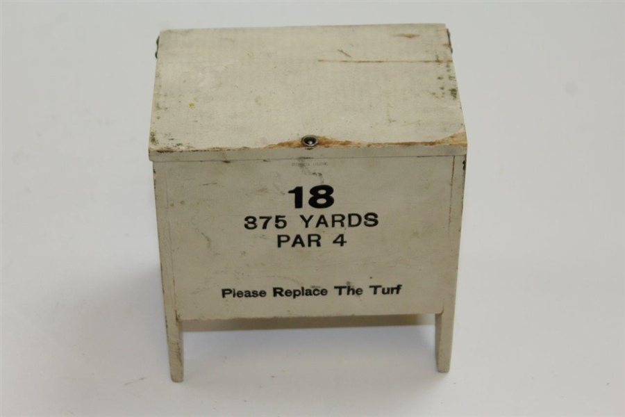 1926 Pinehurst Golf Balls Mini-Sand Tee Box Holder - 18th Hole - 375yds - Par 4
