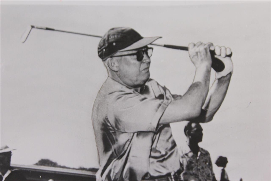 President Eisenhower Hitting Irons at Kaneohe GC after Korea Visit Wire Photo 12/22/1952