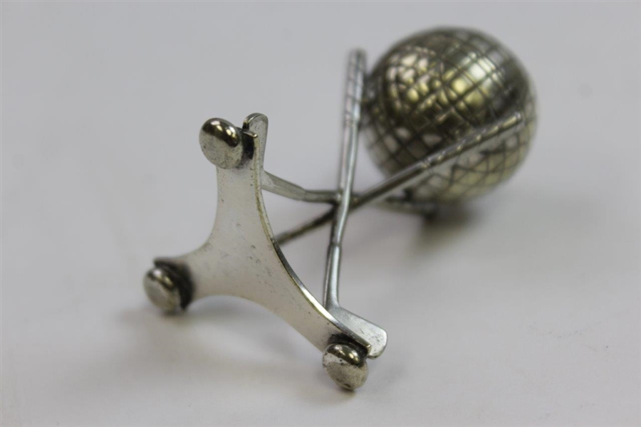 Classic Gutty Ball Shaped Salt Shaker with Tri-Golf Club Stand