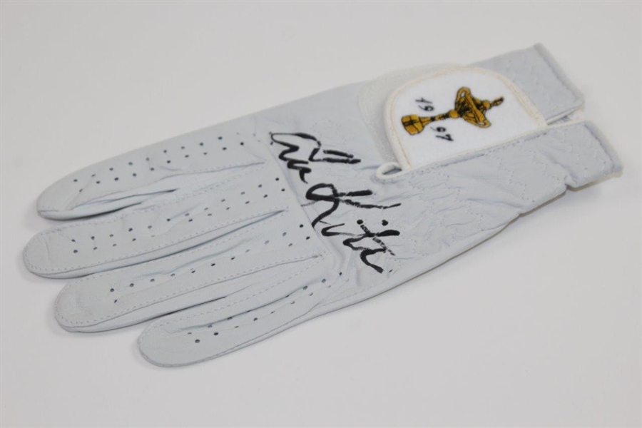 Tom Kite Signed 1997 Ryder Cup Logo Left-Handed Golf Glove