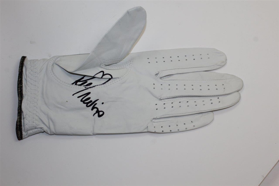 Lee Trevino Signed Glove, Merion Scorecard, and Handbook JSA #II65006