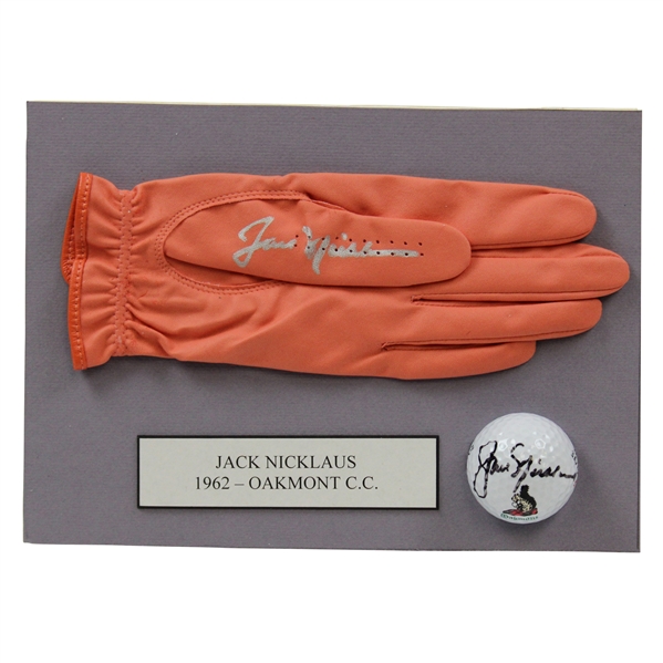 Jack Nicklaus Signed Oakmont C.C. Logo Golf Ball with Signed Glove Display JSA ALOA