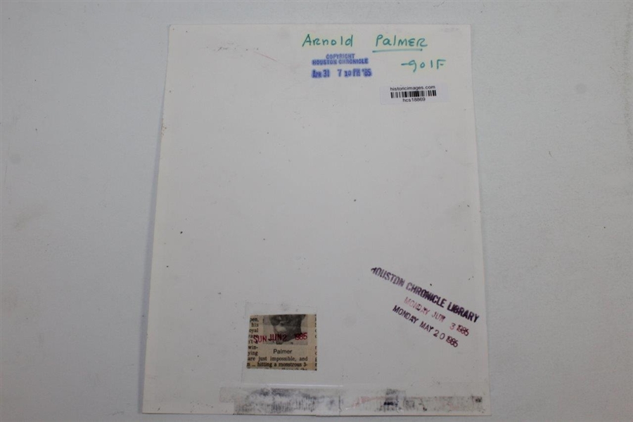 Arnold Palmer 6/2/1985 Holding Pennzoil Quart Press Photo
