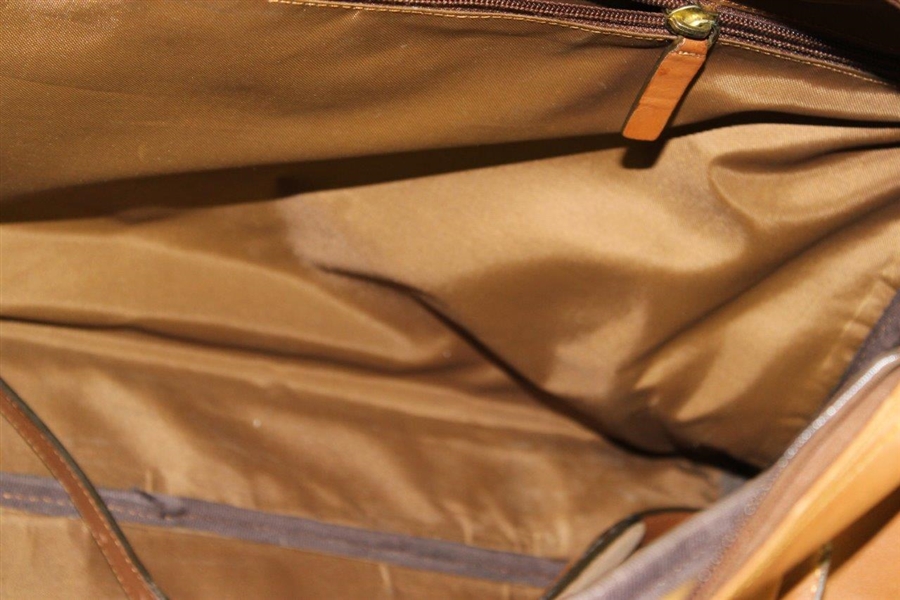Vinny Giles' Personal 2009 Augusta National Golf Club Ltd Ed Employee Masters Gift Leather Duffel Bag