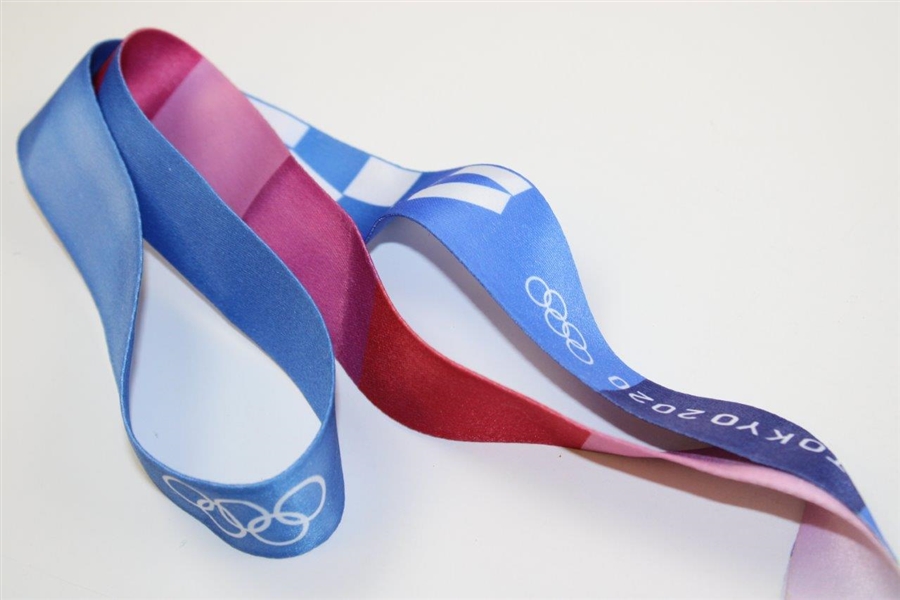 Xander Schaufele Signed 2020 Tokyo Olympics Replica Golf Medal with Ribbon JSA #SS57785