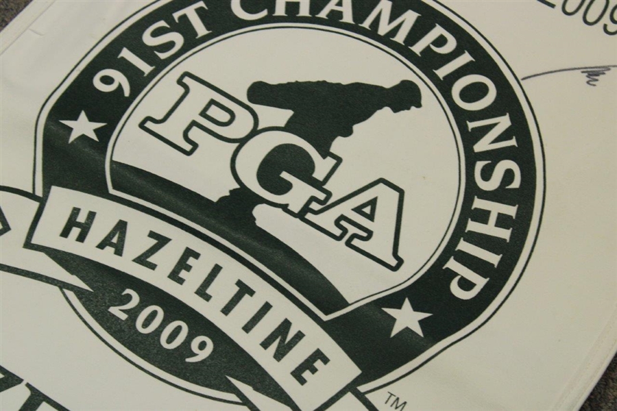 YE Yang Double-Signed (English & Korean) 2009 PGA Championship at Hazeltine Large Canvas Banner JSA ALOA