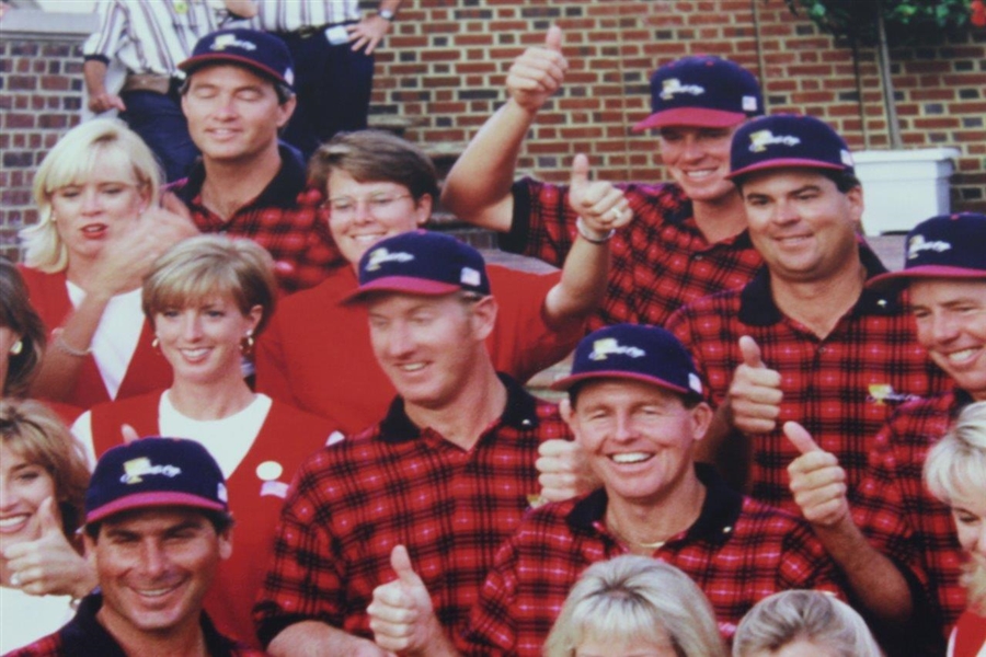 1996 The President's Cup 16x20 Team Photo with Trophy - Arnie & Winnie