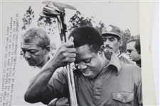 Lee Elder First Black To Ever Play In Masters Fails To Make The Cut 4/11/75 Wire Photo