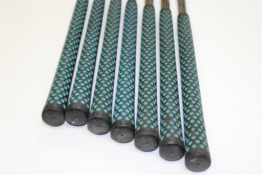 The Big Head' Set of 4-PW Irons with Head CS-1 Putter