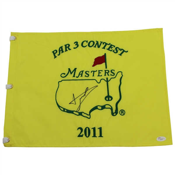 Luke Donald Signed 2011 Masters Par 3 Contest Embroidered Flag JSA #H46371