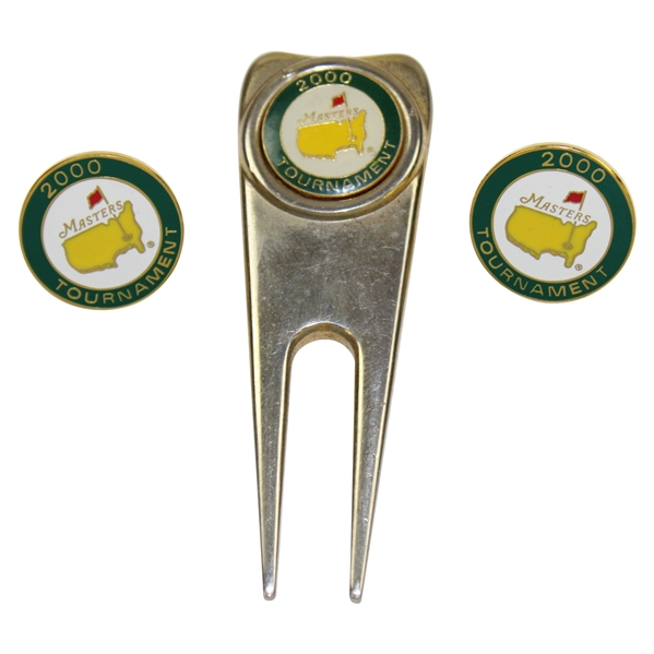 2000 Masters Tournament Set of Dated Ball Markers with Divot Tool in Original Box