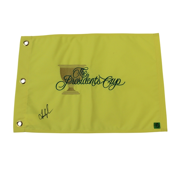 Fred Couples Signed The President's Cup Embroidered Flag JSA ALOA