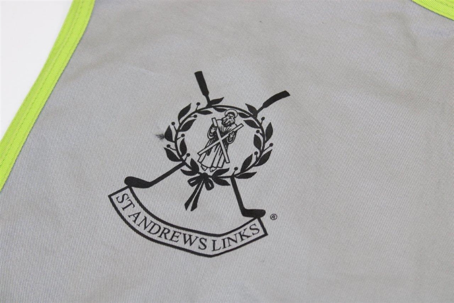 Gary Player Signed Match Used St Andrews Links Caddy Bib with 'July 15, 2015' JSA ALOA