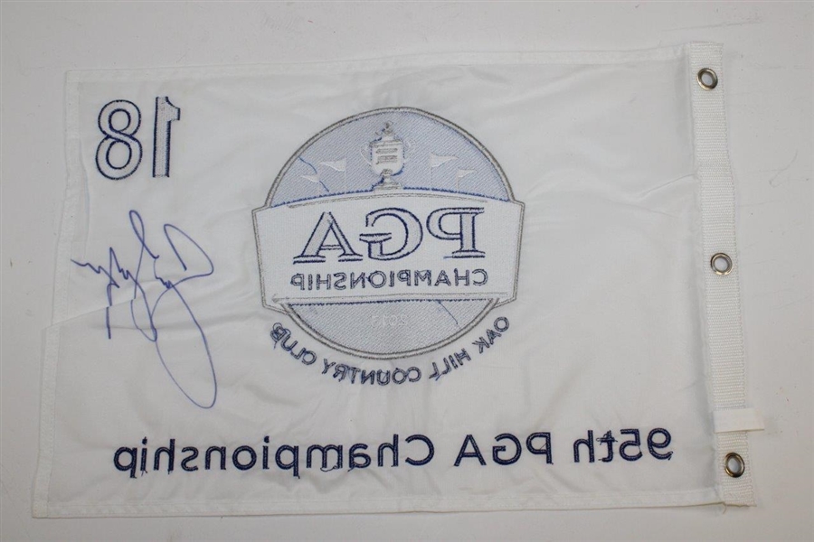 Jason Dufner Signed 2013 PGA at Oak Hill CC Embroidered Flag PSA/DNA #U06637