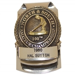 Champion Hal Suttons 1980 North & South Amateur Championship Golf Contestant Badge/Clip
