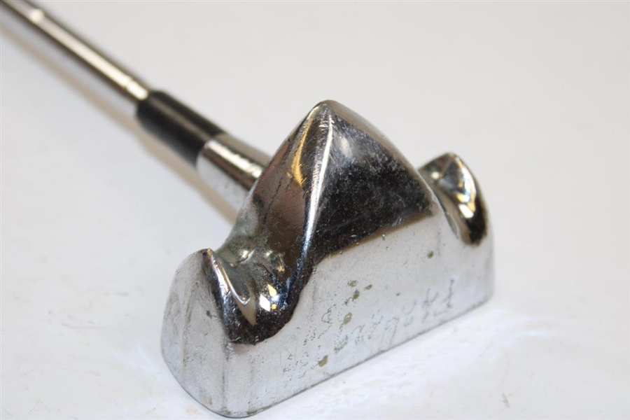 Unique Fab-U-Lus Putter with Wide Paddle Grip