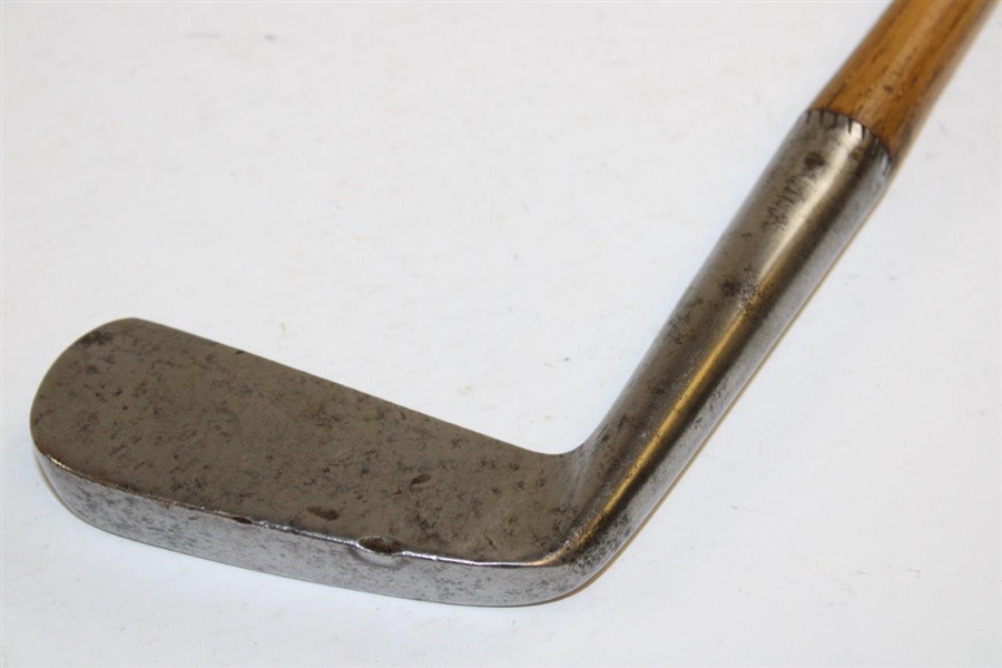 A.G Spalding & Bros Gold Medal Cleek with Shaft Stamp & Unique Wood Grip