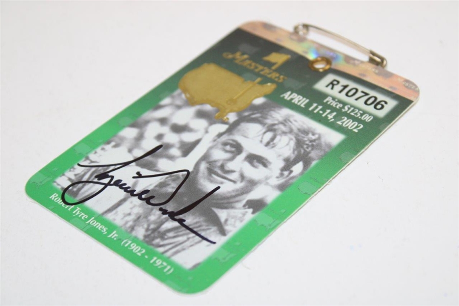 Tiger Woods Signed 2002 Masters SERIES Badge #R10706 JSA FULL #XX60326