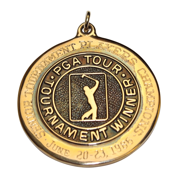 Champion Chi-Chi Rodriguez's 1986 Senior Tournament Players Champions 10k Gold Winner's Medal - Major