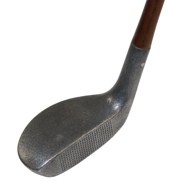 The Huntly Putter with Unique Thumb Groove Wood Grip