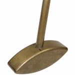 Unique Center Shafted Natural Golf Putter
