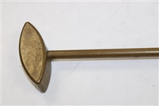 Unique Center Shafted Natural Golf Putter