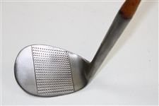 Vintage Hendry & Bishop Eddie Williams 'Cardinal' Dreadnaught 956 Large Head Niblick 