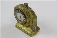 Vintage Golfer Putting Themed Clock