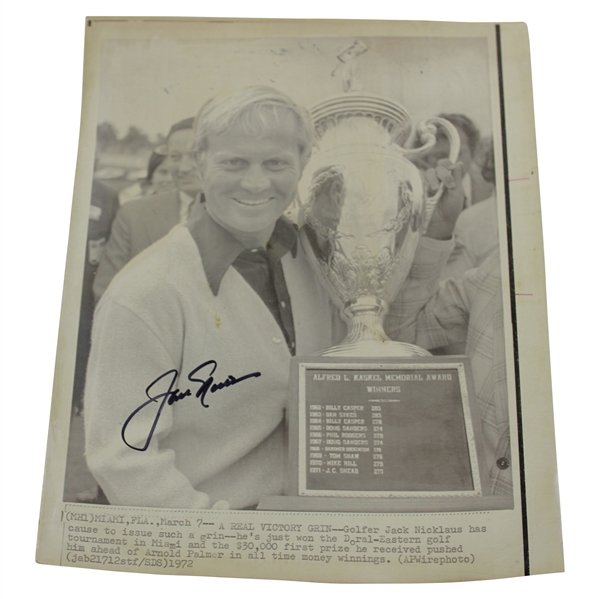 Jack Nicklaus Signed 1972 Doral Eastern Open Championship Photo JSA ALOA