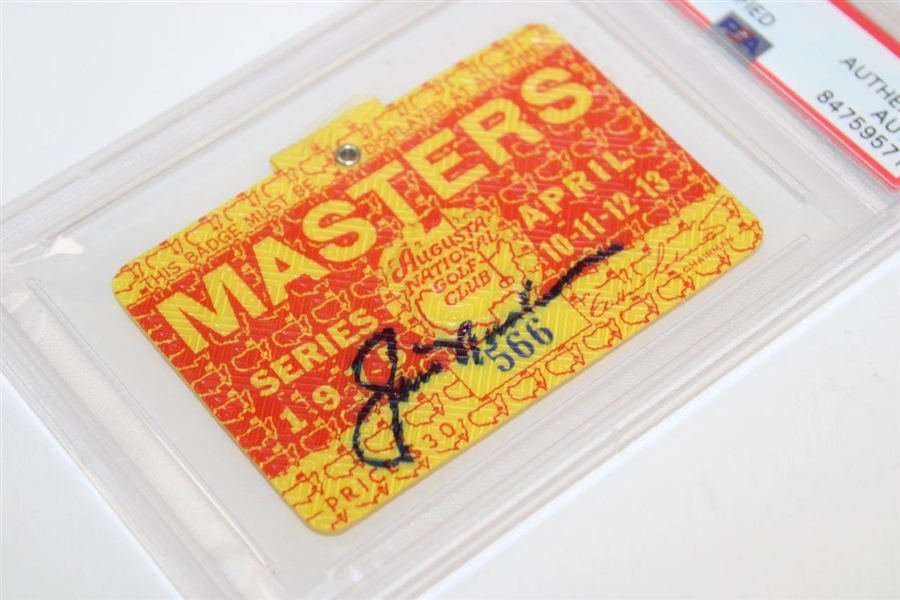 Jack Nicklaus Signed 1975 Masters SERIES Badge #566 PSA/DNA Certified Authentic Auto #84759571