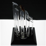 1998 Tiger Woods Florida Sports Hall of Fame People's Choice Award Professional Male Athlete of the Year Trophy