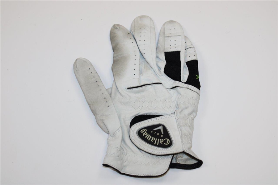 Phil Mickelson Signed Used Callaway RH White Golf Glove - Size XL JSA ALOA