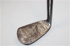 Robt. Andrew Conn. New Haven C.C. Accurate Warranted Handforged Special Mashie 5
