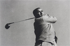Gene Sarazen Signed Swinging Frank Christian Studio Stamped Photo JSA ALOA