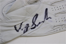 Spieth, Mickelson, Singh & Five (5) other Masters Champions Signed Golf Gloves JSA ALOA
