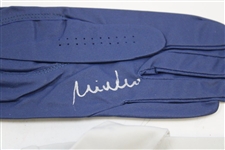 Spieth, Mickelson, Singh & Five (5) other Masters Champions Signed Golf Gloves JSA ALOA