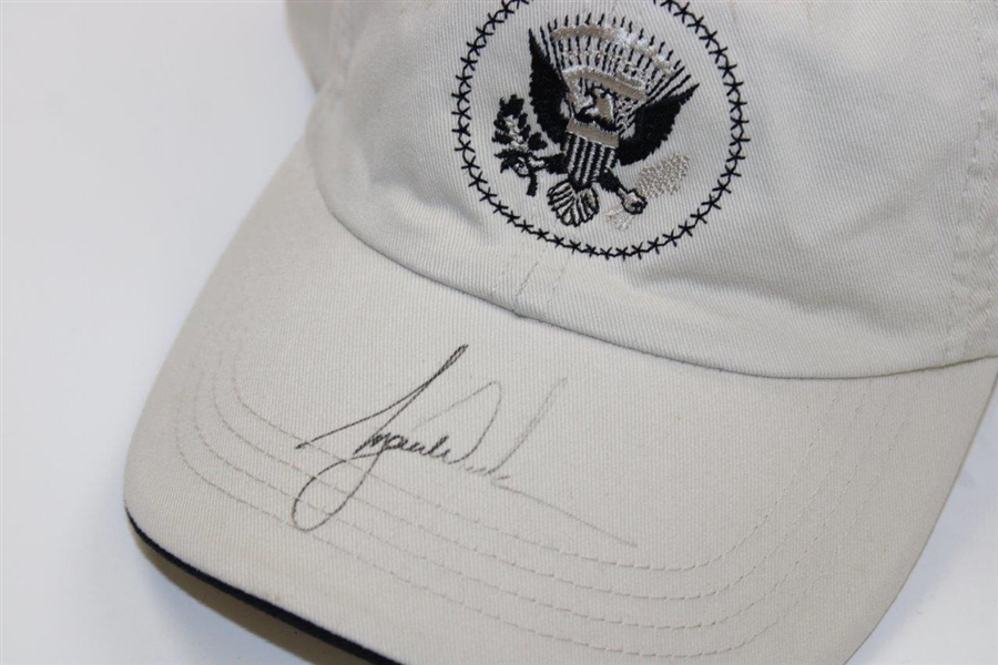 Tiger Woods Signed The White House Presidential Seal Hat JSA ALOA