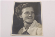 Two (2) Original Babe Didrikson Photos Head & Shoulders & UPI Wire
