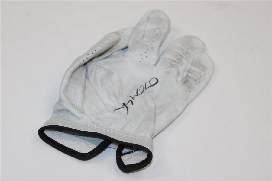 Gary Woodland Signed Personal Used Wilson Golf Glove & Titleist Golf Ball JSA ALOA