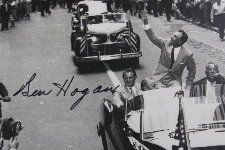 Ben Hogan Signed Photo of Him Waving In A Car During Parade JSA ALOA