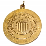 Champion Hale Irwins 1977 Atlanta Golf Classic 10k Gold Winners Medal