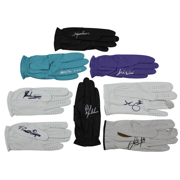 Mickelson, Lyle, Scott & Five (5) other Masters Champions Signed Golf Gloves JSA ALOA